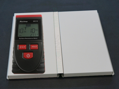 在數(shù)據(jù)中心機(jī)房中應(yīng)用的機(jī)房防靜電墻板的用途是什么？